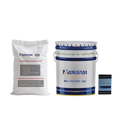 Protiskluzová silniční barva