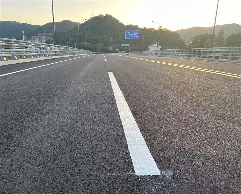 Yellow Reflective Road Paint high quality